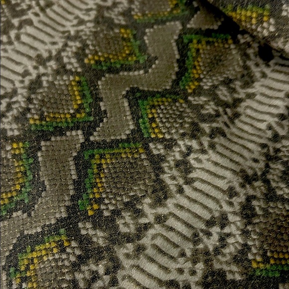 Honey Punch Snake Print Mini Skirt - Green and Gray - Picture 3 of 3